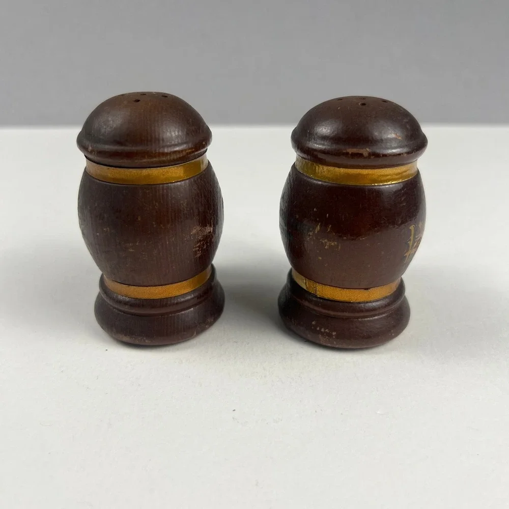 Vintage Wood Barrel Stein Salt Pepper Shakers Brown Souvenir Rustic Farmhouse